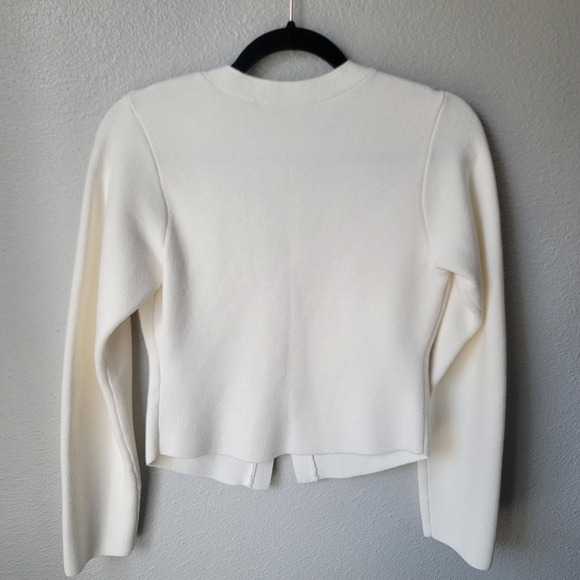 Abercrombie & Fitch LuxeLoft Rounded Sleeve Cardigan Size XSmall Color Cream - Picture 11 of 14